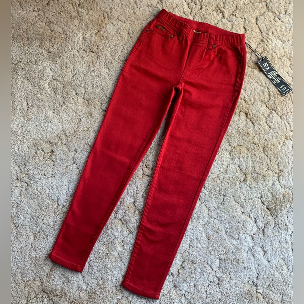 NWT DG2 by DIANE GILMAN PULL-ON RED STRETCH WAIST SKINNY JEANS IN SIZE PXS/2P - Picture 3 of 15